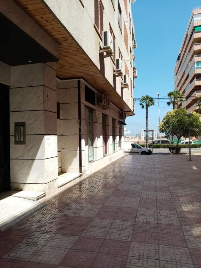Apartamento Con Buena Vista Apartment Торевиеха Екстериор снимка