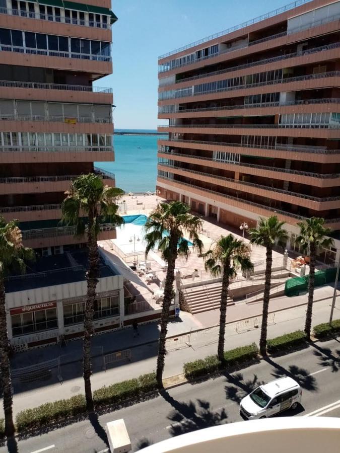 Apartamento Con Buena Vista Apartment Торевиеха Екстериор снимка