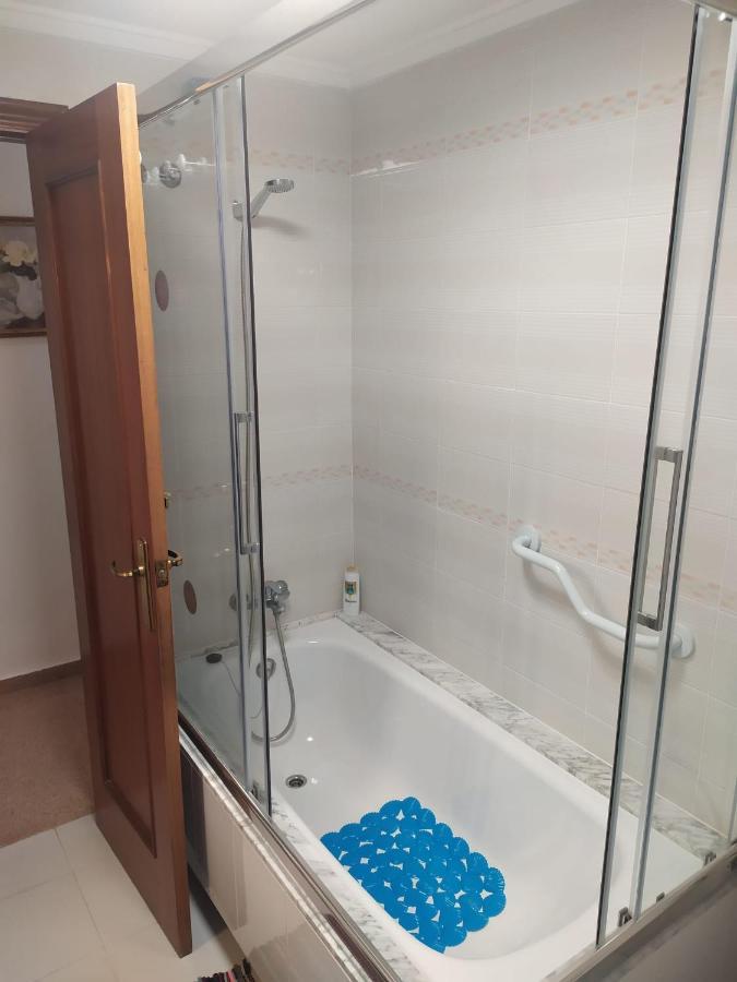 Apartamento Con Buena Vista Apartment Торевиеха Екстериор снимка
