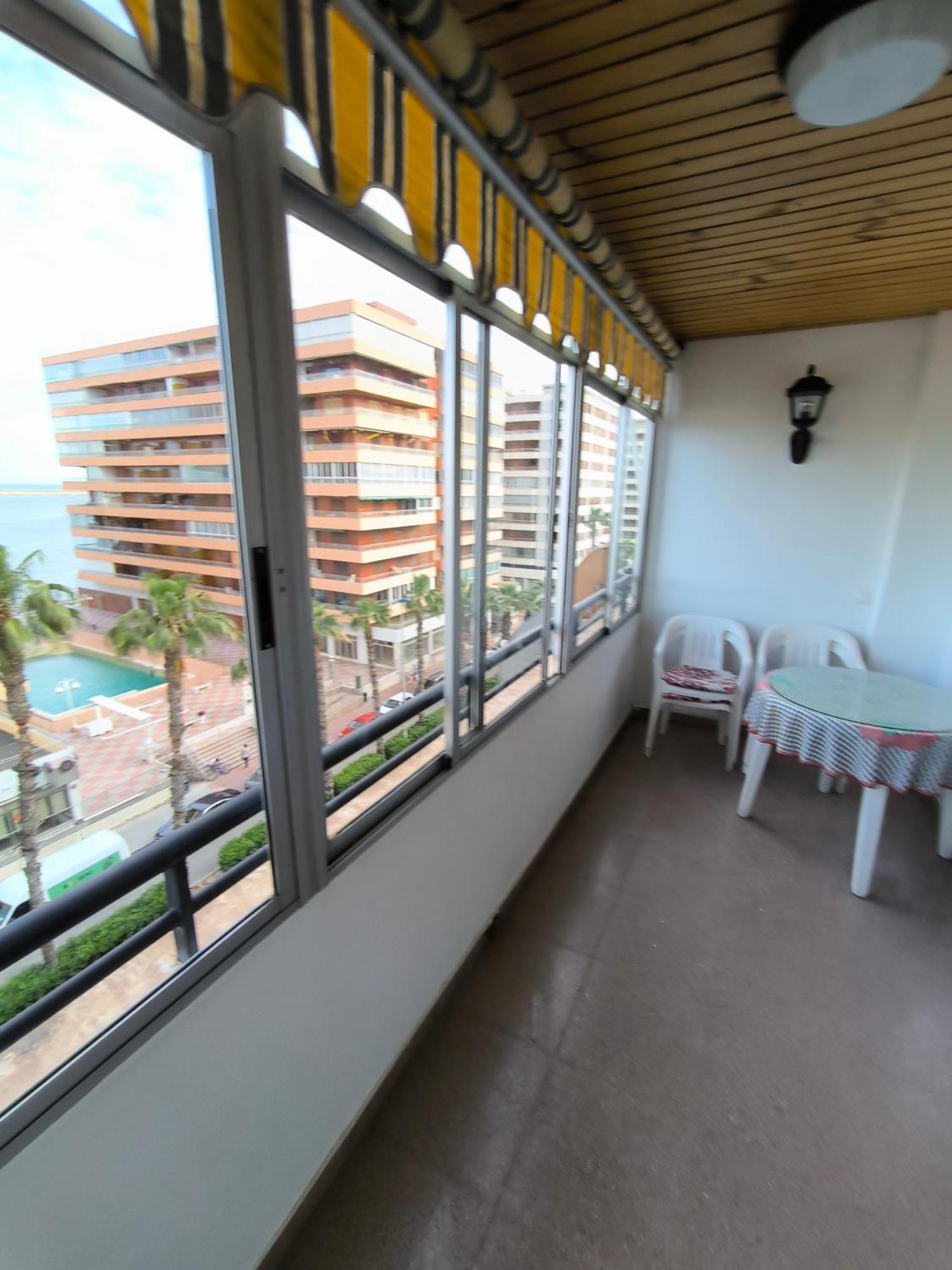 Apartamento Con Buena Vista Apartment Торевиеха Екстериор снимка